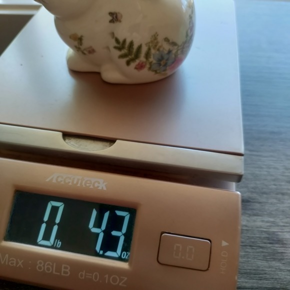 Bunny Pomander Takahashi Potpourri Holder - Picture 5 of 5